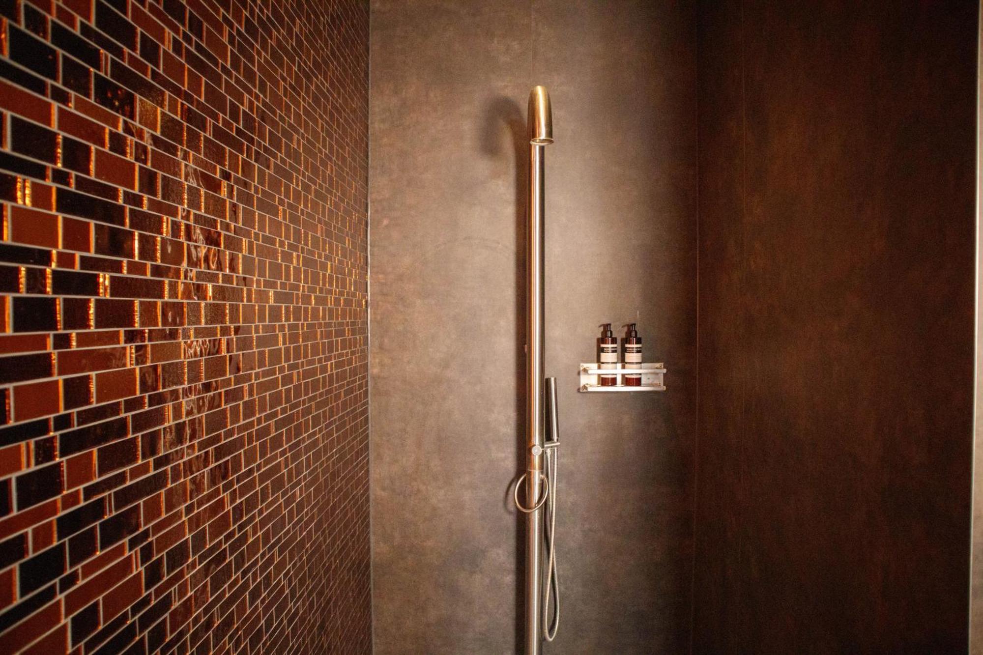 Manzo'S Suites ซานดาม ภายนอก รูปภาพ
